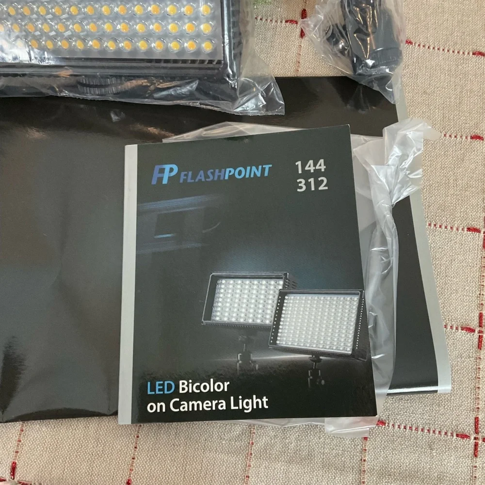 Flashpoint 144 Dimmable Bi-Color High-Power LED Camera Light Panel - FPLCL144B - Picture 6 of 6
